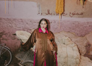 Natural Beauty Remedies: DIY Masks and Treatments for Glowing Skin