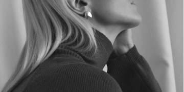 10 Essential Wardrobe Staples Every Woman Should Own