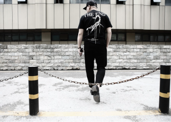 Iconic Fashion Moments: A Journey Through the Decades