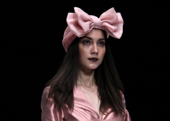 2024 Fashion Forecast: Futuristic Trends Shaping the Industry